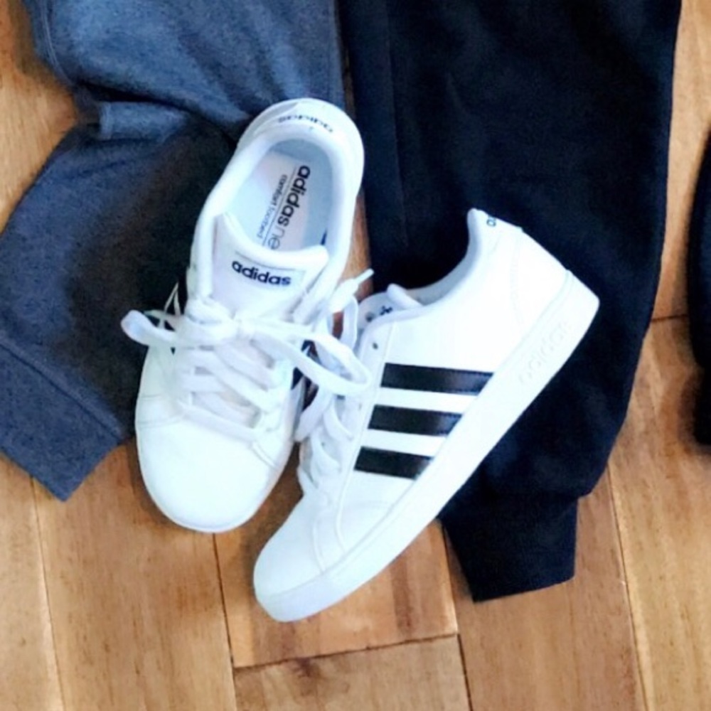 Adidas Neo